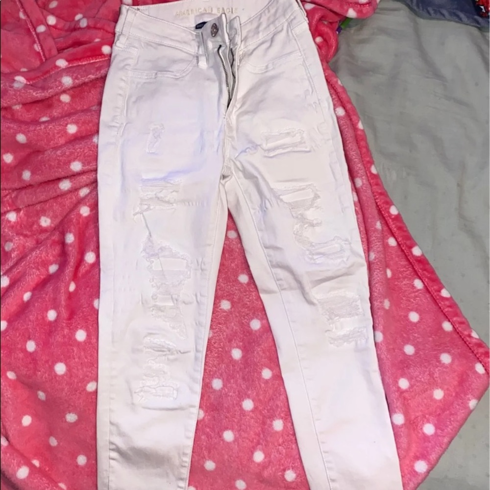 AE white jeans